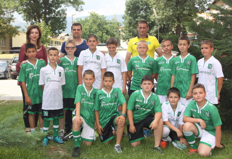 “АУРУБИС БЪЛГАРИЯ”  Организира втори летен лагер за млади футболисти
