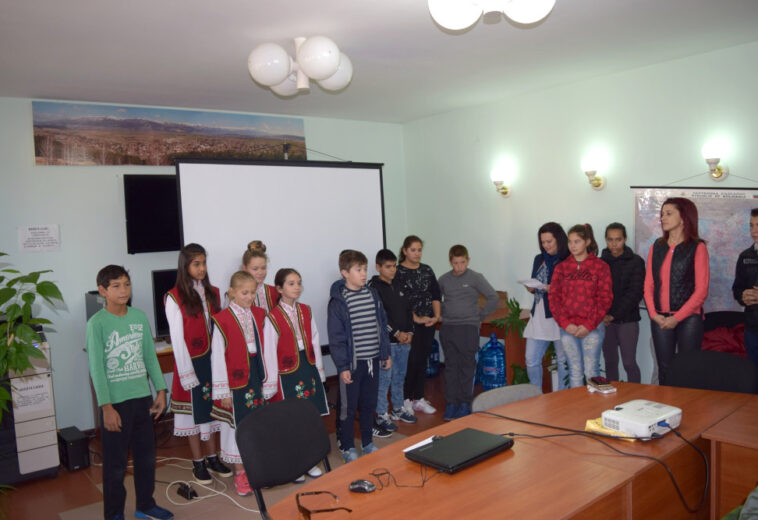 В ОБЩИНА ЧАВДАР  Ден на отворените врати за празника на българската община