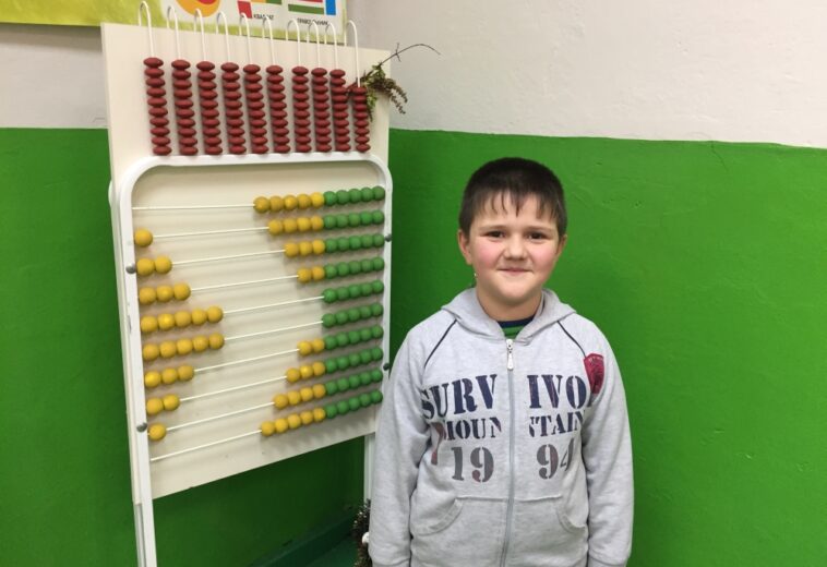ПЪРВОКЛАСНИК ОТ ПИРДОП  Завоюва първо място и златен медал на състезание по математика