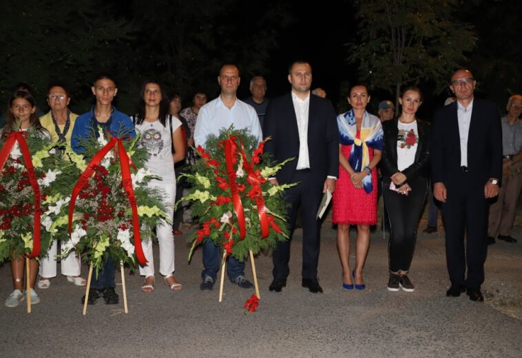 СОЦИАЛИСТИ И АНТИФАШИСТИ  Отдадоха почит на загиналите за социални правдини от Средногорието