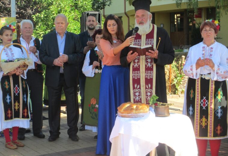 В ОБЩИНА ЧАВДАР  Празник на плодородието показа богатствата на българската земя