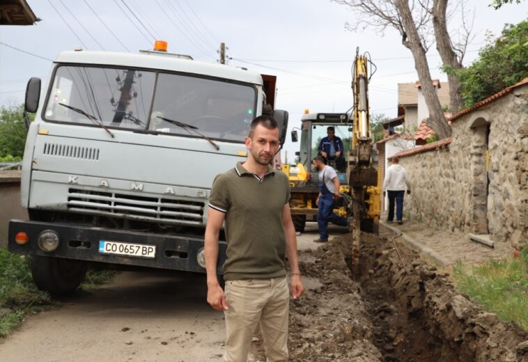 В ОБЩИНА АНТОН  Подменят с нов водопровода на улица