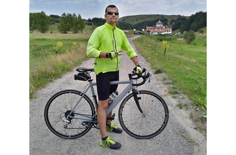 ХОБИ ЗА СВОБОДНОТО ВРЕМЕ  Велосипедът, препоръчва Ивайло Златанов от село Чавдар