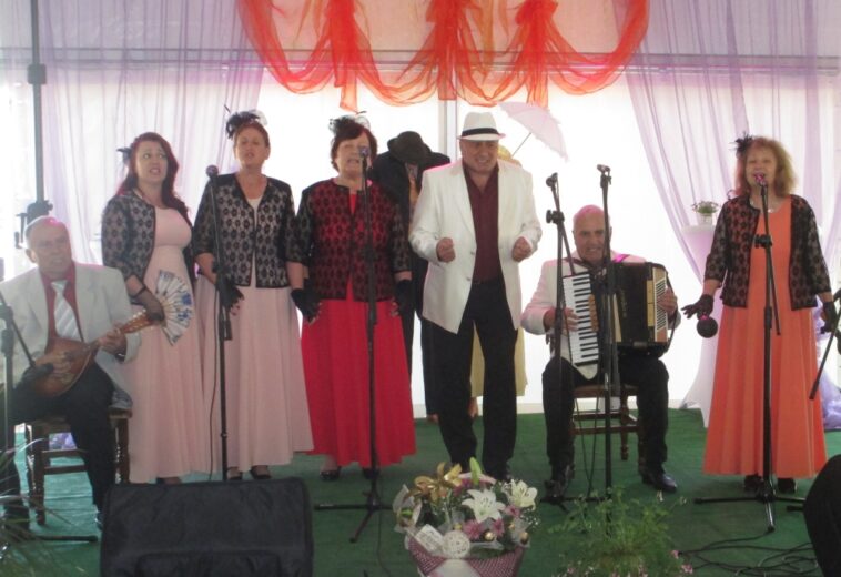 В ОБЩИНА ЧАВДАР  Седми национален фестивал на старата градска и шлагерна песен „От небето идва любовта“