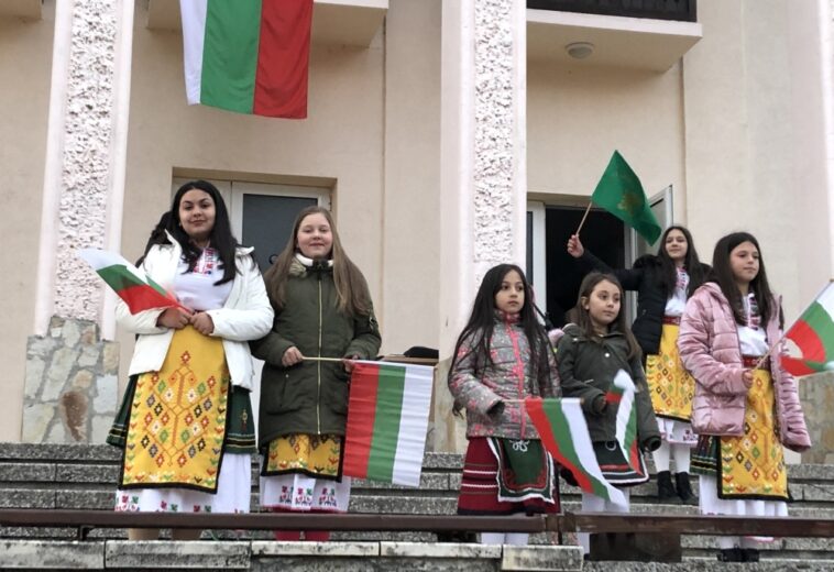 РОДОЛЮБИВИ СТИХОВЕ В СЕЛО ДУШАНЦИ  За прослава на българското освобождение